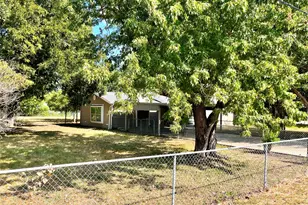 1210 Troy Rd, Wylie, TX 75098 - Photo 16
