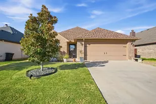 1432 Town Creek Cir, Weatherford, TX 76086 - Photo 1