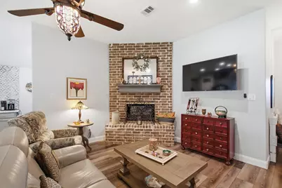 1432 Town Creek Circle, Weatherford, TX 76086 - Photo 6