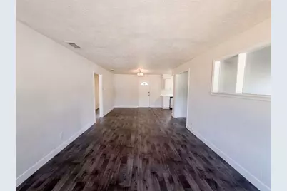 8540 Foxwood Lane, Dallas, TX 75217 - Photo 12