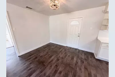 8540 Foxwood Lane, Dallas, TX 75217 - Photo 10