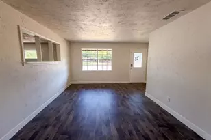 8540 Foxwood Ln, Dallas, TX 75217 - Photo 14