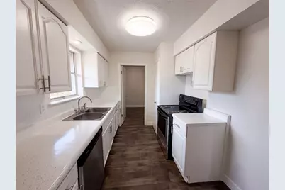 8540 Foxwood Lane, Dallas, TX 75217 - Photo 2