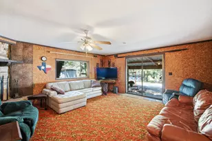 8704 Frontier Ct, Granbury, TX 76048 - Photo 30