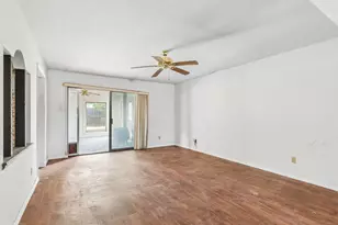 2217 Lockwood Dr, Carrollton, TX 75007 - Photo 2
