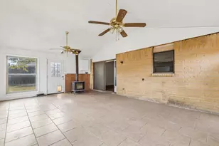 2217 Lockwood Dr, Carrollton, TX 75007 - Photo 14