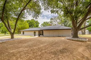 104 Sunset Pl, Joshua, TX 76058 - Photo 8