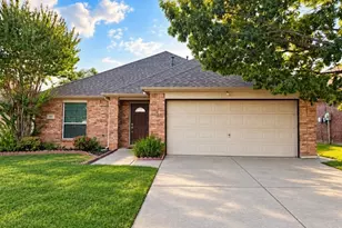 1037 Liberty Cir, Hurst, TX 76053 - Photo 1