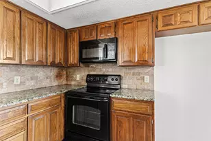 6403 Aires Dr, Arlington, TX 76001 - Photo 14