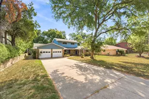 924 Wade Dr, Bedford, TX 76022 - Photo 38