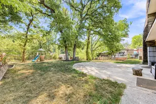 924 Wade Dr, Bedford, TX 76022 - Photo 32