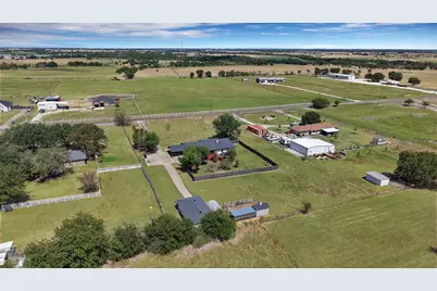 452 E Pecan Tree Road, Waxahachie, TX 75165 - Photo 24