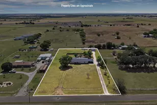 452 E Pecan Tree Rd, Waxahachie, TX 75165 - Photo 2