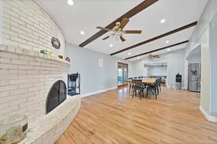 452 E Pecan Tree Rd, Waxahachie, TX 75165 - Photo 6