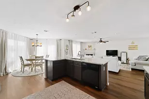7536 Brentwood Stair Rd, Fort Worth, TX 76112 - Photo 8