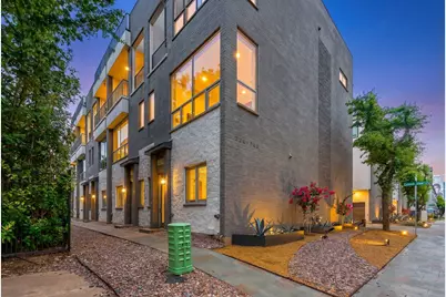 734 Cannen John Lane, Dallas, TX 75204 - Photo 2