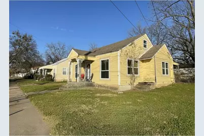 1702 NW 1st Avenue, Mineral Wells, TX 76067 - Photo 2