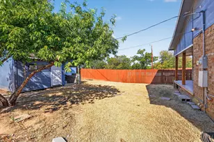 1801 E Harvey Ave, Fort Worth, TX 76104 - Photo 26