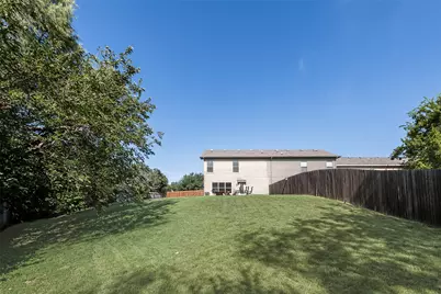7408 Lazy Spur Boulevard, Fort Worth, TX 76131 - Photo 14