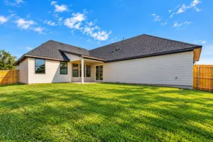 1632 W Wintergreen Rd, Lancaster, TX 75134 - Photo 26