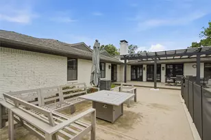 5857 Charlestown Dr, Dallas, TX 75230 - Photo 32