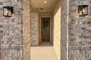 421 McAlpine Dr, Springtown, TX 76082 - Photo 4