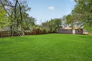 2622 Crystal Dr, Balch Springs, TX 75180 - Photo 24