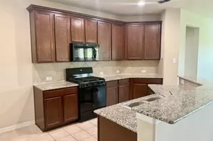 917 Bird Creek Dr, Little Elm, TX 75068 - Photo 8
