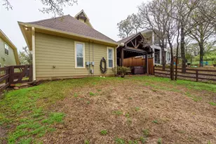 405 Dallas St, Argyle, TX 76226 - Photo 32