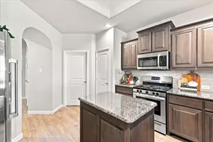 1325 Canary Ln, Argyle, TX 76226 - Photo 10