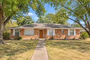 321 Shockley Ave, DeSoto, TX 75115 - Photo 1
