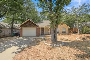 709 Mack Dr, Denton, TX 76209 - Photo 2