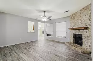709 Mack Dr, Denton, TX 76209 - Photo 4