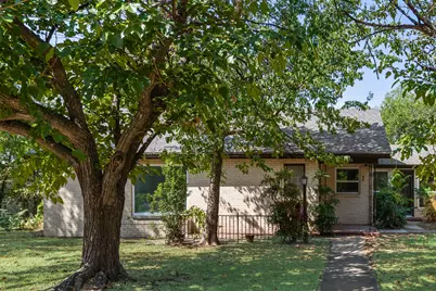 1606 N Woods Street, Sherman, TX 75092 - Photo 2