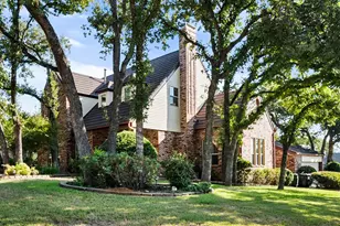 2109 Van Hook Ct, Arlington, TX 76013 - Photo 2