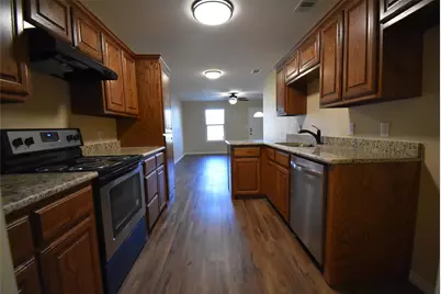 104 N Jordan Street #B, Whitesboro, TX 76273 - Photo 6