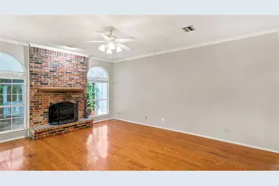 4309 Grason Drive, Grand Prairie, TX 75052 - Photo 10