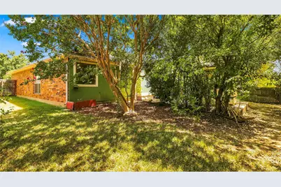 4309 Grason Drive, Grand Prairie, TX 75052 - Photo 22