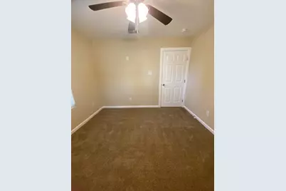 401 N Neathery Avenue, Collinsville, TX 76233 - Photo 14