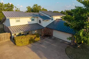 124 Freese Dr, Sanger, TX 76266 - Photo 2