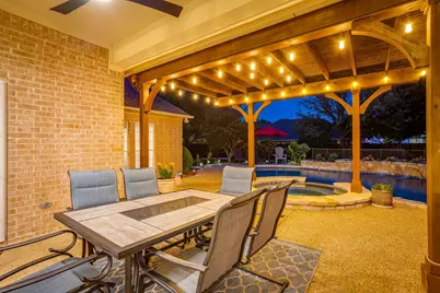 912 Thomas Crossing Drive, Fort Worth, TX 76028 - Photo 20