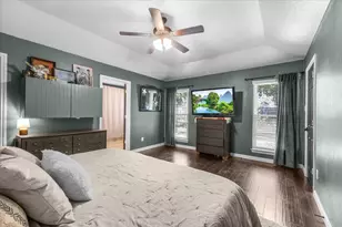 208 Pebblestone Dr, Benbrook, TX 76126 - Photo 20