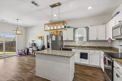 513 Leeward Lane, Crowley, TX 76036 - Photo 8