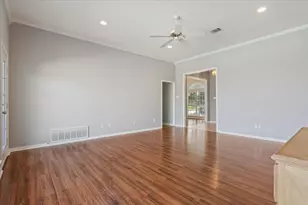 10005 Polo Park Cir, Waco, TX 76712 - Photo 14