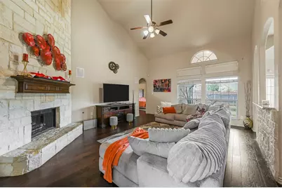 5612 Spirit Lake Drive, Fort Worth, TX 76179 - Photo 2