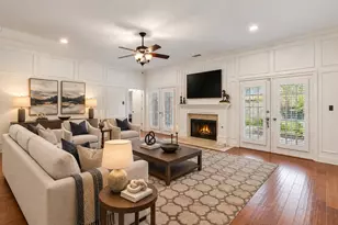 1909 Pecan Ridge Dr, Rowlett, TX 75088 - Photo 2