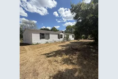 471 Cardinal Drive, Springtown, TX 76082 - Photo 2