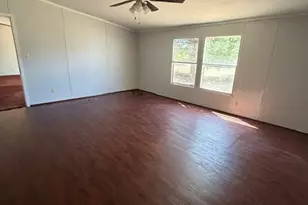 471 Cardinal Dr, Springtown, TX 76082 - Photo 8