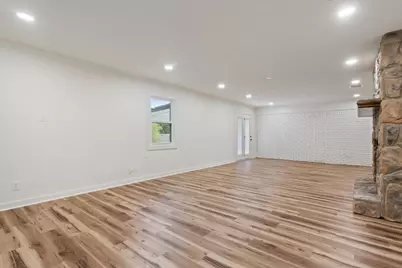 813 N 57th Street, Waco, TX 76710 - Photo 12