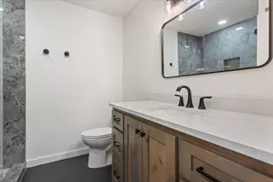 813 N 57th St, Waco, TX 76710 - Photo 14